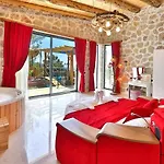 İslamlar 2 Bedroom Secluded With Private Pool Heated Pool Hot Tub Kalkan