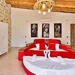İslamlar 2 Bedroom Secluded With Private Pool Heated Pool Hot Tub Βίλα *
