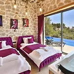 Willa İslamlar 2 Bedroom Secluded With Private Pool Heated Pool Hot Tub