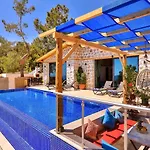 İslamlar 2 Bedroom Secluded With Private Pool Heated Pool Hot Tub Βίλα *