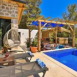 İslamlar 2 Bedroom Secluded With Private Pool Heated Pool Hot Tub * Καλκάν