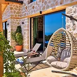 İslamlar 2 Bedroom Secluded With Private Pool Heated Pool Hot Tub *
