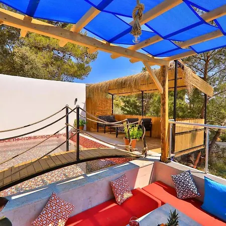 Βίλα İslamlar 2 Bedroom Secluded With Private Pool Heated Pool Hot Tub