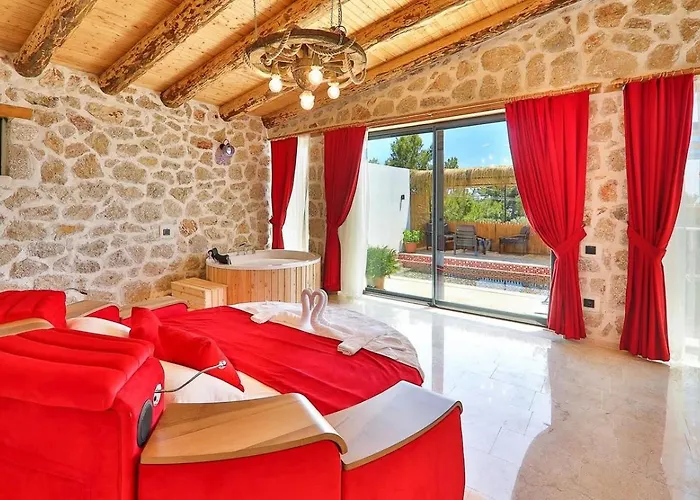 İslamlar 2 Bedroom Secluded With Private Pool Heated Pool Hot Tub
