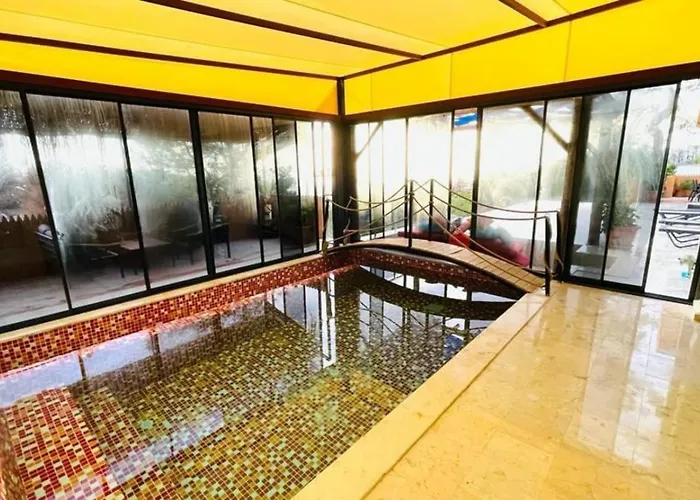 Βίλα İslamlar 2 Bedroom Secluded With Private Pool Heated Pool Hot Tub *